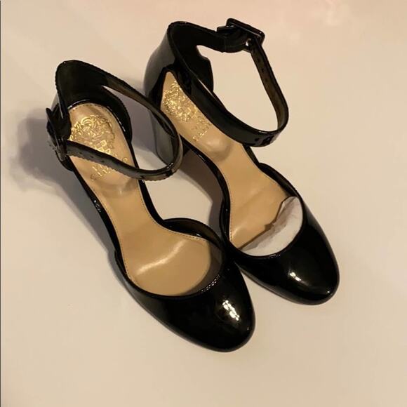 Vince Camuto Shaytel Soft Black Patent Heels - Picture 5 of 8